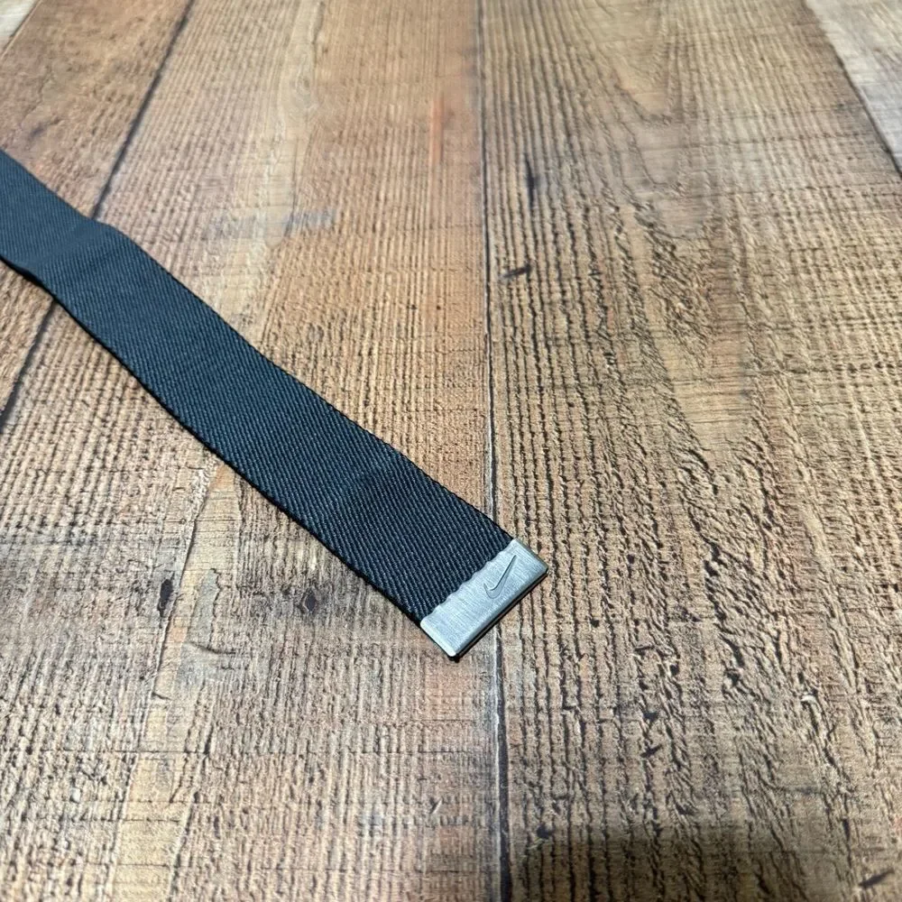 Nike Men's Essentials Reversible Stretch Web Belt